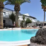 Tulipanes Aparthotel