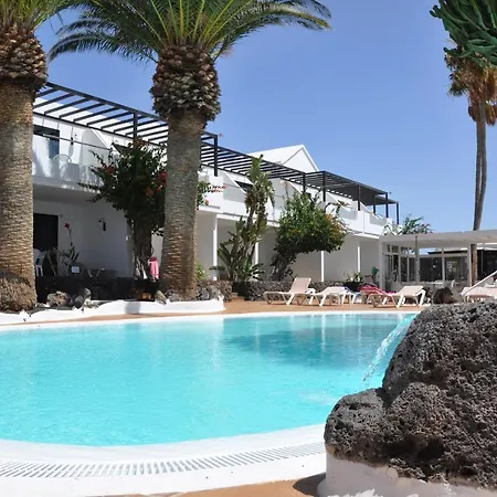 Tulipanes Apartahotel