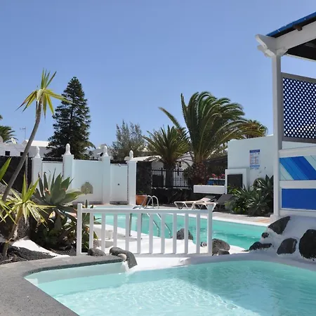Tulipanes Apart-hotel 2*