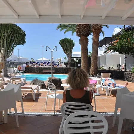 Tulipanes بويرتو ذيل كارمين