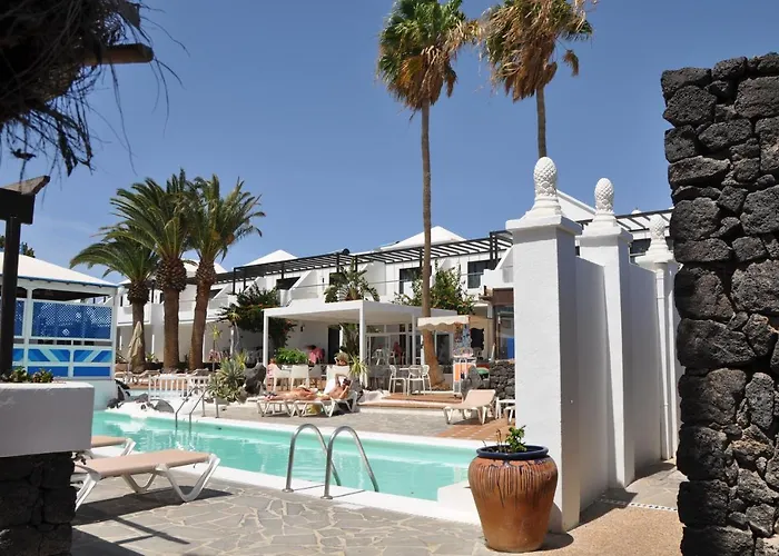 Tulipanes 2* Puerto del Carmen (Lanzarote)