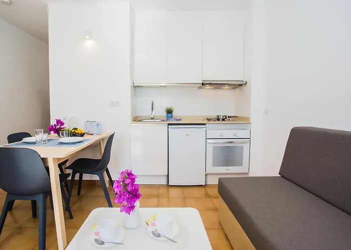 Tulipanes Apart Otel