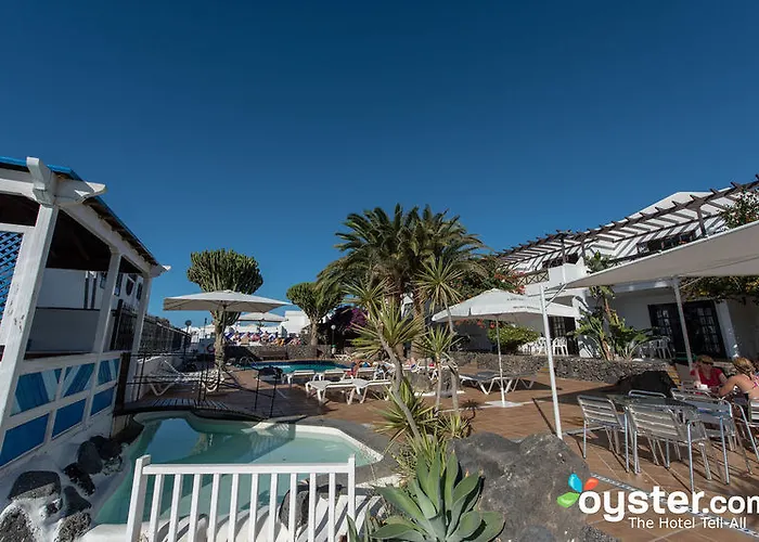 Tulipanes 2* Puerto del Carmen (Lanzarote)