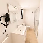 Tulipanes Aparthotel 2*