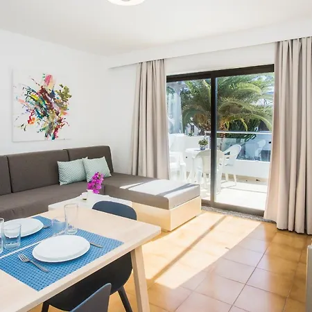 Aparthotel Tulipanes Puerto del Carmen (Lanzarote)