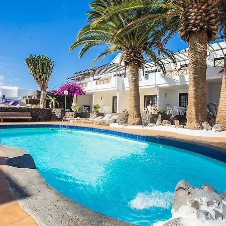 Tulipanes Apartmanhotel Puerto del Carmen (Lanzarote)