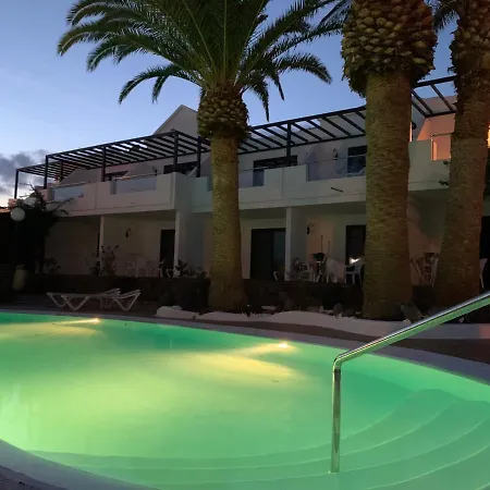 Apartmanhotel Tulipanes 2*