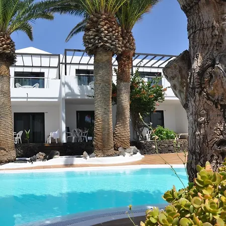 Tulipanes Apartmanhotel