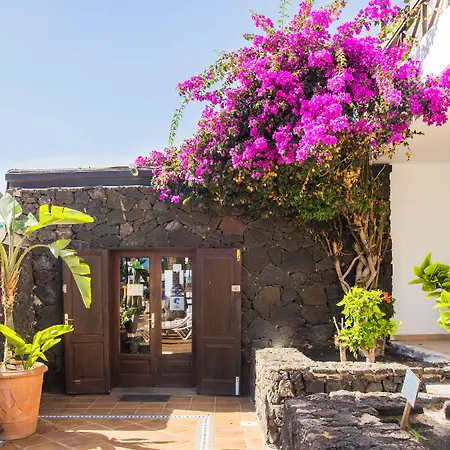 Tulipanes Apartmanhotel