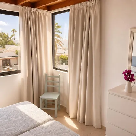 Lejlighedshotel Tulipanes Puerto del Carmen (Lanzarote)
