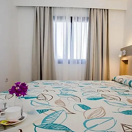 מלון דירות Tulipanes פוארטו דל כרמן
