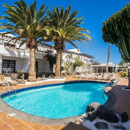 Tulipanes Apartmanhotel