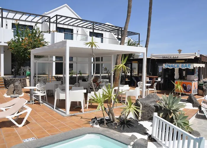 Tulipanes Aparthotel 2*