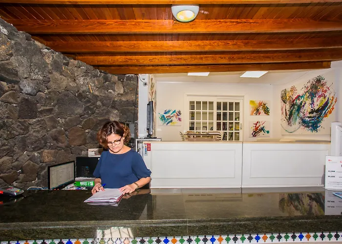 Tulipanes Πουέρτο Ντελ Κάρμεν