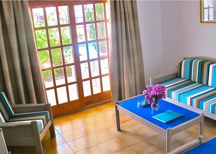 Tulipanes 2* Πουέρτο Ντελ Κάρμεν