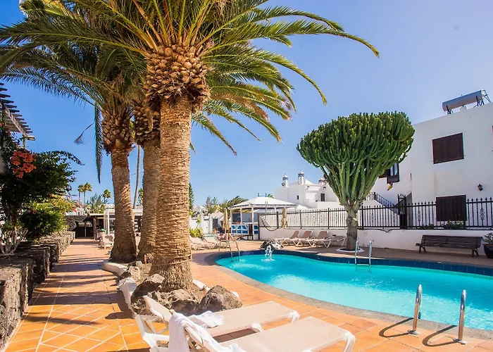 Tulipanes 2* بويرتو ذيل كارمين